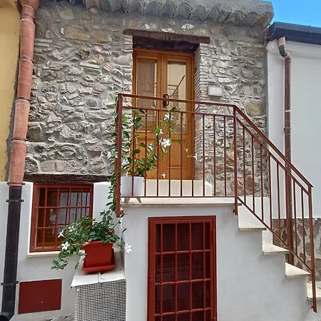 Nyaraló A Casuzza *