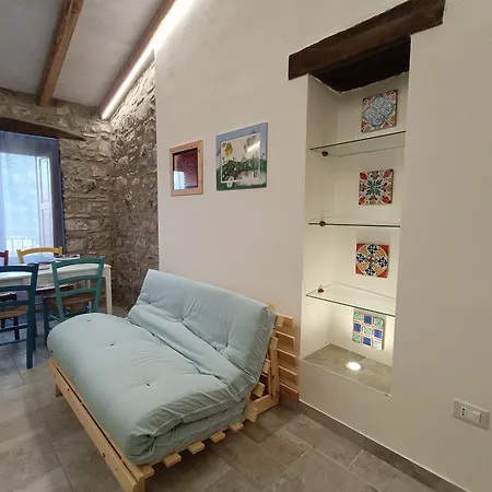 A Casuzza 度假居 卡罗尼亚